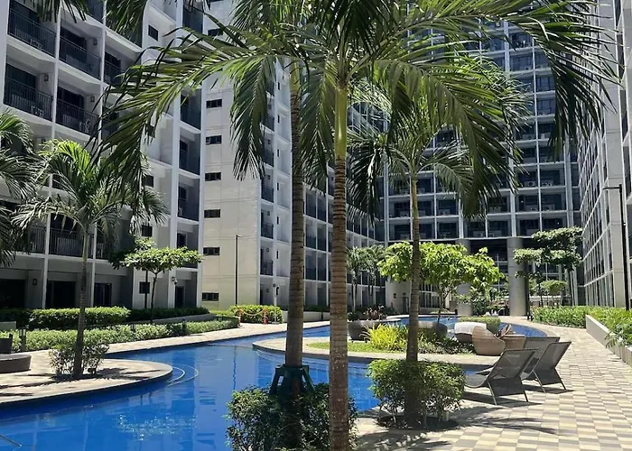 Modern Sanctuary Near - Moa Apartment