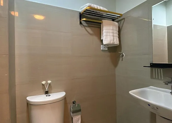 Modern Sanctuary Near - Moa Apartment Manila