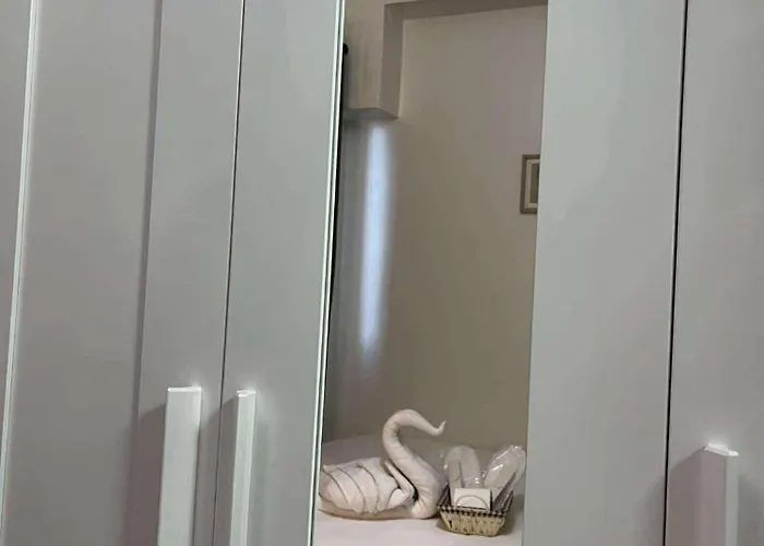 Apartment Modern Sanctuary Near - Moa *